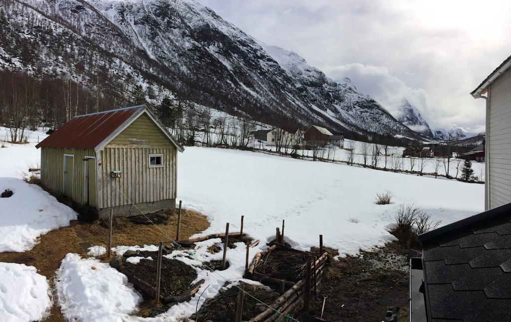 Overvoll Farm Stranda  Dış mekan fotoğraf